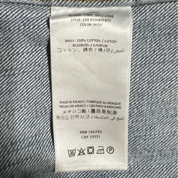 Re/Done Button Fly Crop Bootcut Jeans Size 26 - Picture 13 of 14